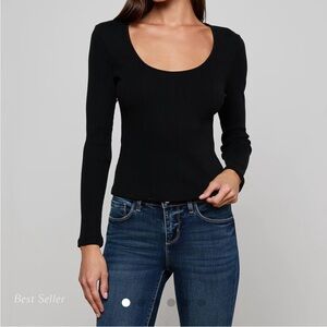 L’Agence Scarlett Scoop Neck Ribbed Long Sleeve Top Size Small